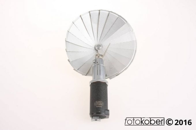 Leica LEITZ aufklappbarer Reflektorenblitz für Blitzbirnen
