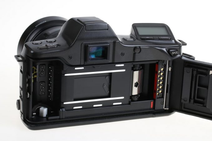 Minolta Dynax 8000i mit 35-105mm f/3,5-4,5 Zoom - #13304258