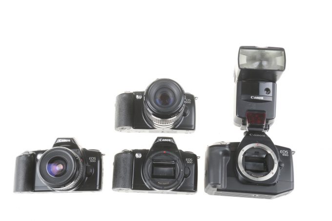 Canon EOS Konvolut - 4 Kameras und 2 Objektive Blitz