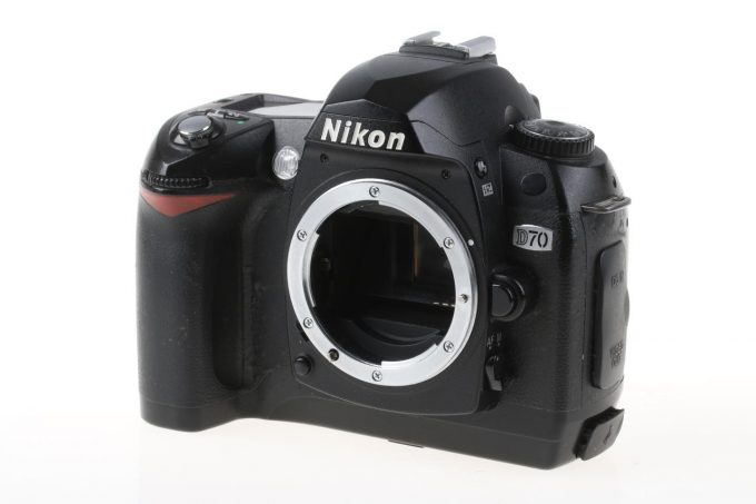 Nikon D70 Gehäuse - #4034724