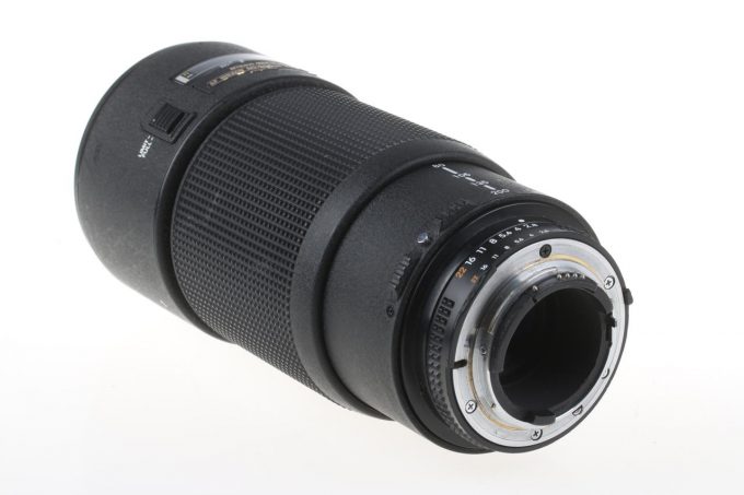 Nikon AF 80-200mm f/2,8 D ED - #449995
