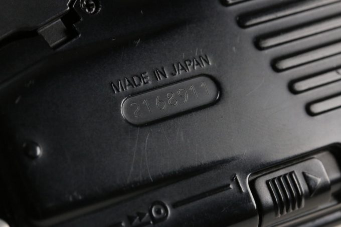 Nikon F-601 mit AF 28-85mm f/3,5-4,5 - #2168911