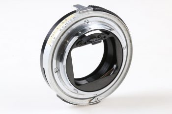 Tamron Adaptall Adapter für Konica