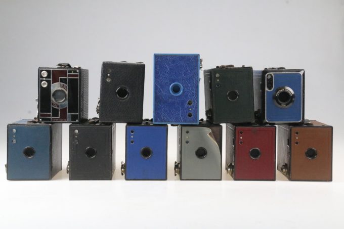 Kodak Boxkameras diverse Farben - 11Stück