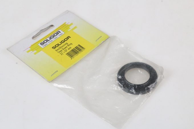 Soligor Step Down Ring 27-37