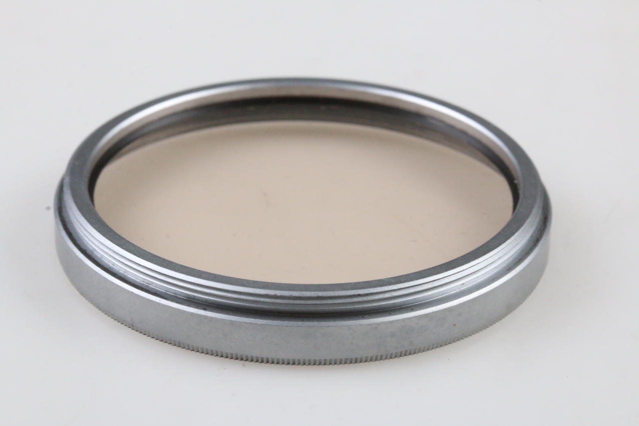 B+W Farbkorrektur-Filter KR1,5 - 49mm - Image 2