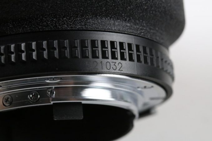 Nikon AF D 135mm 2,0 DC Nikkor