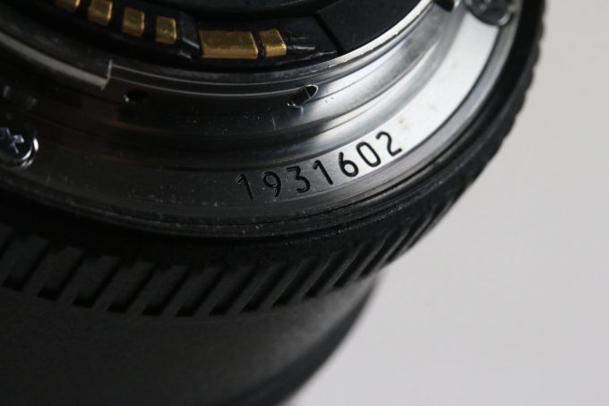 Canon EF 100mm f/2,8 L Macro IS USM - #01931602