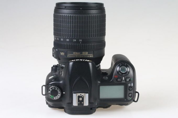 Nikon D80 mit AF-S DX 18-105mm f/3,5-5,6 G ED VR - #4203936