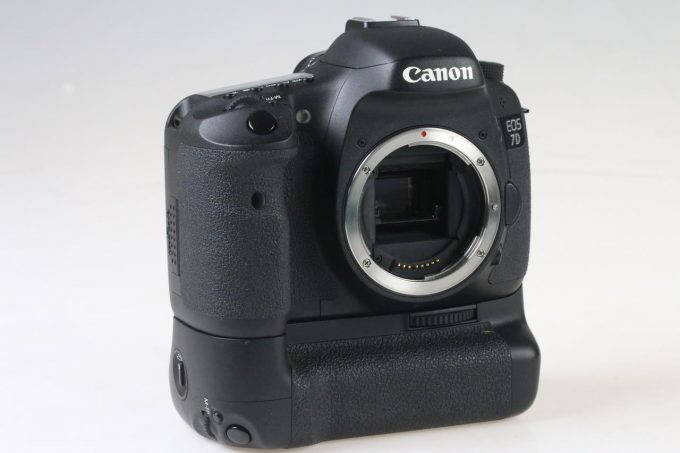 Canon EOS 7D mit Zubehörpaket - #2681234662