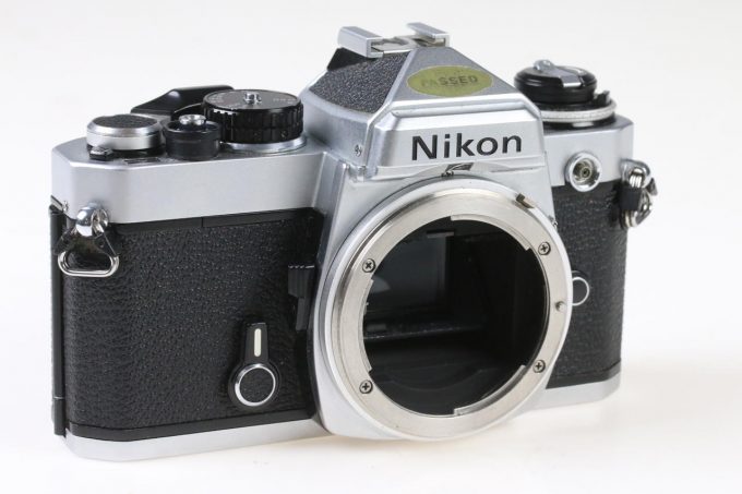 Nikon FE Gehäuse »Silber« - #4222610