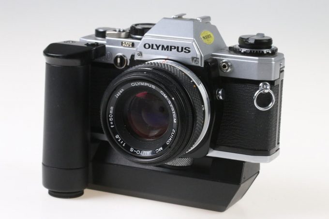 Olympus OM-10 chrome mit Auto-S 50mm f/1,8 - #717864