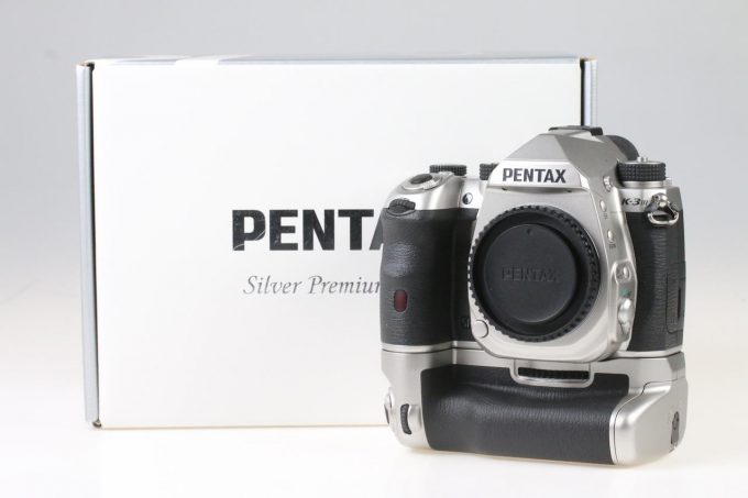 Pentax K-3 III Silver Premium Kit - #2607855