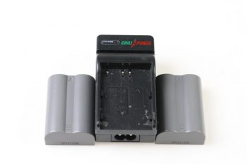 CHILI POWER Ladegerät für Nikon EN-EL3 mir 2 Akkus EN-EL3