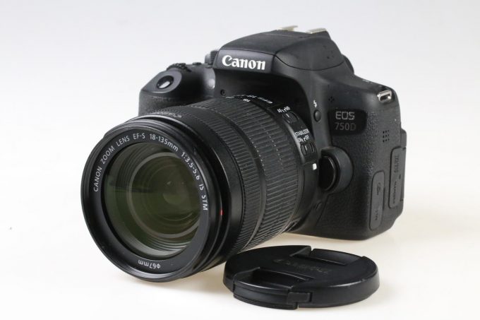 Canon EOS 750D mit EF-S 18-135mm f/3,5-5,6 IS STM - #043022010094