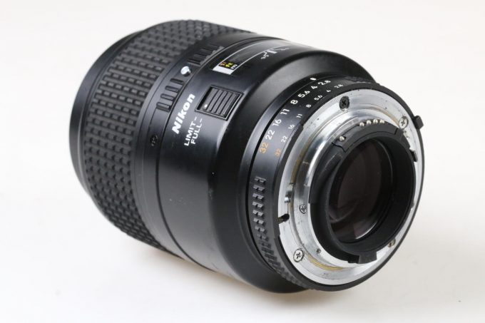 Nikon AF Micro Nikkor 105mm f/2,8 D - #3305212