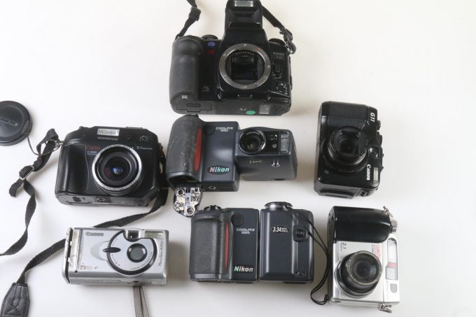 Konvolut diverse Digital Kameras - 16 Stück Bastlergeräte