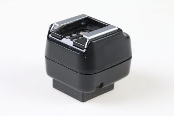 Canon CZ6-0584 Off-Camera Shoe Adapter