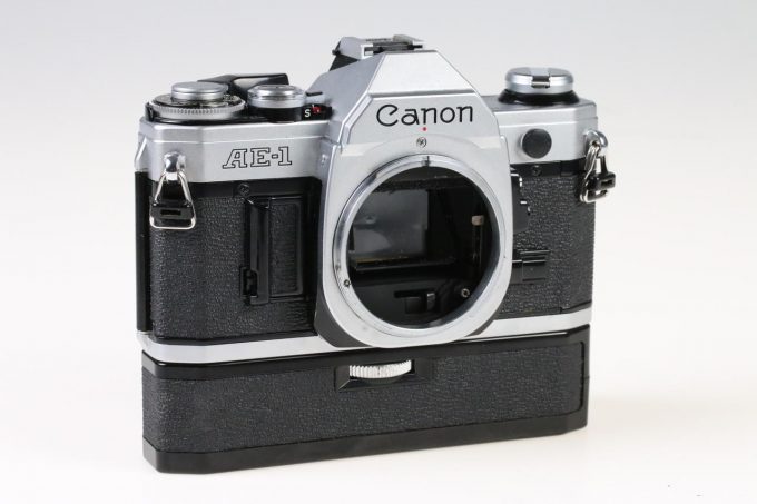 Canon AE-1 Gehäuse mit Zubehörpaket