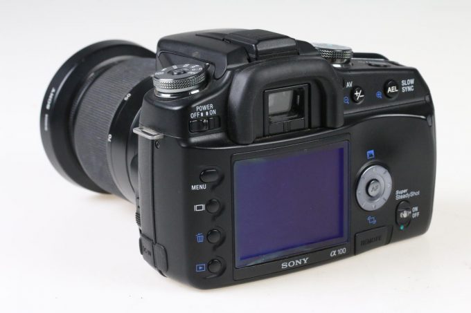 Sony Alpha 100 mit SAM DT 18-70mm f/3,5-5,6 - #2177482