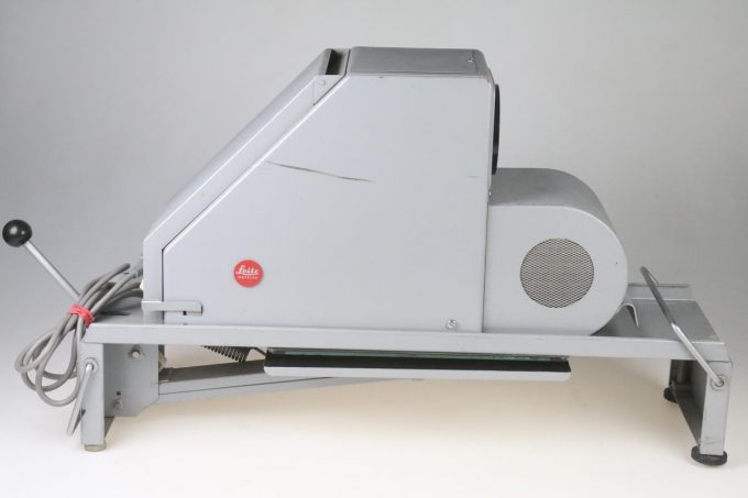Leica Episkop mit Epis 325mm f/36