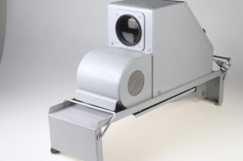 Leica Episkop mit Epis 325mm f/36