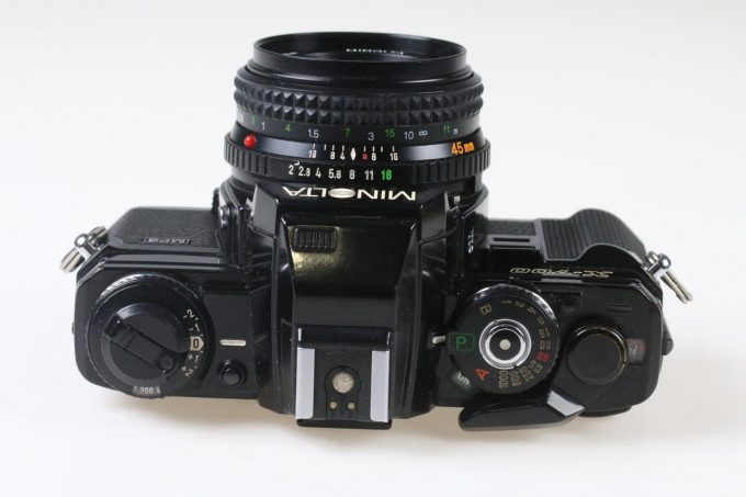 Minolta X-700 mit MD 45mm f/2,0 - #1415679