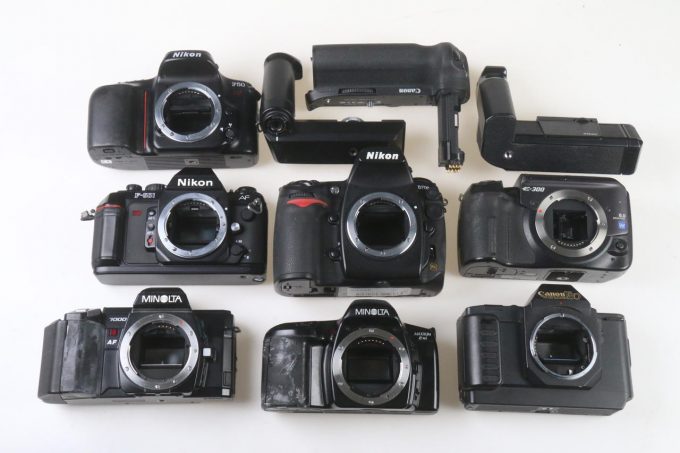 Konvolut diverse SLR-Kameras - 7 Stück Bastlergeräte