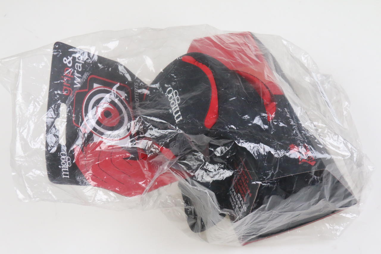 miggo Grip and Wrap SLR Red/Black MW GW-SLR BR 70
