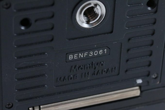 Mamiya 645 DF+ mit Leaf Credo 50 und Schneider 80mm f/2,8 - #BENF3061