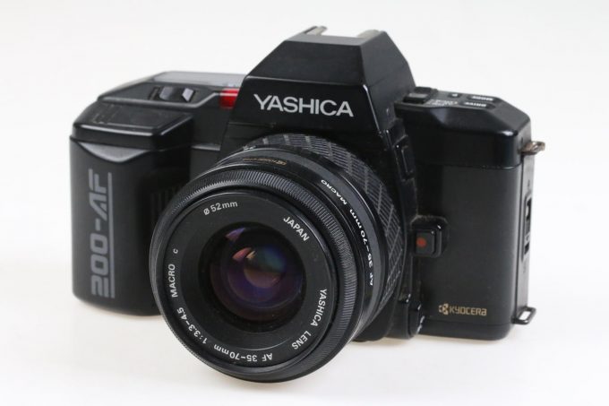 Yashica 200-AF mit 35-70mm f/3,3-4,5 - #0269841