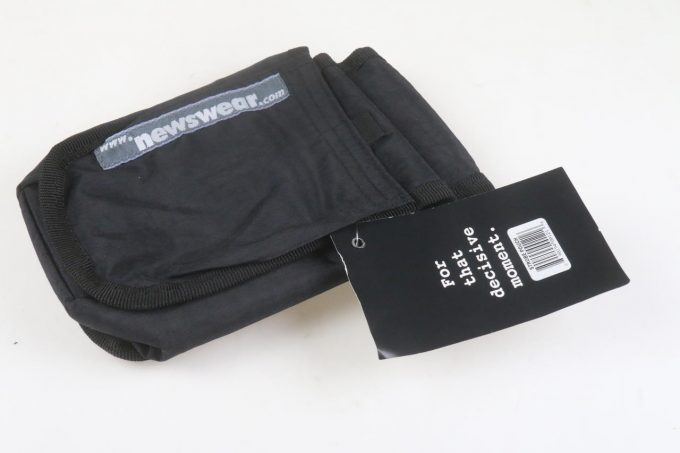 Newswear Strobe Press Pouch 954647