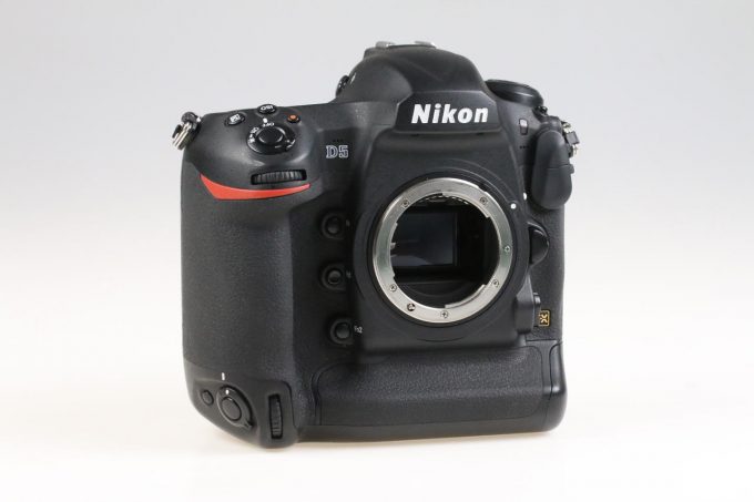 Nikon D5 Gehäuse - XQD Version - #6005766