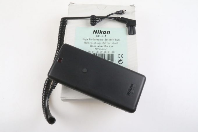 Nikon SD-8a Batterieteil
