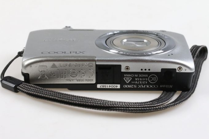 Nikon Coolpix S2800 digitale Kompaktkamera - #40041567