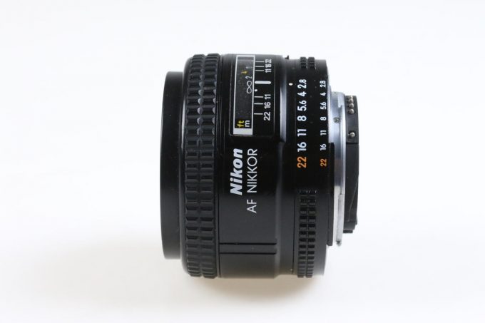 Nikon AF 24mm f/2,8 D - #450461