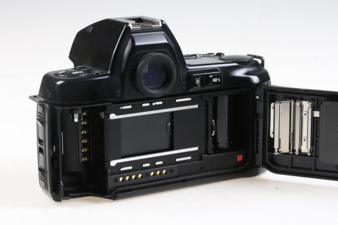 Nikon F-801s Gehäuse - #3266792