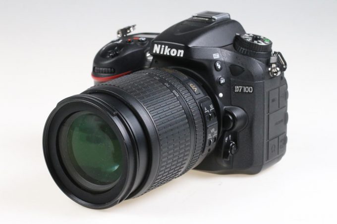 Nikon D7100 mit AF-S DX 18-105mm f/3,5-5,6 VR - #4506297