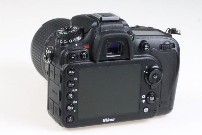 Nikon D7100 mit AF-S DX 18-105mm f/3,5-5,6 VR - #4506297