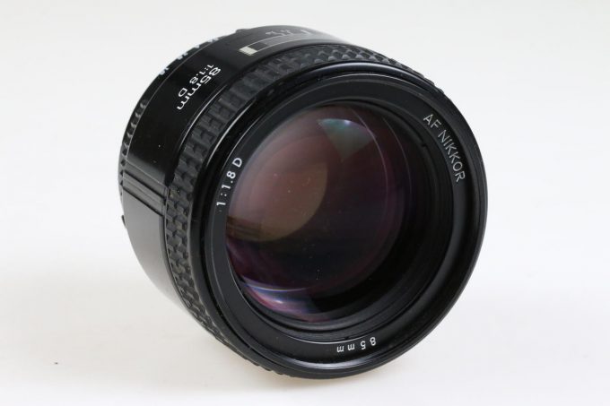 Nikon AF 85mm f/1,8 D - #404875