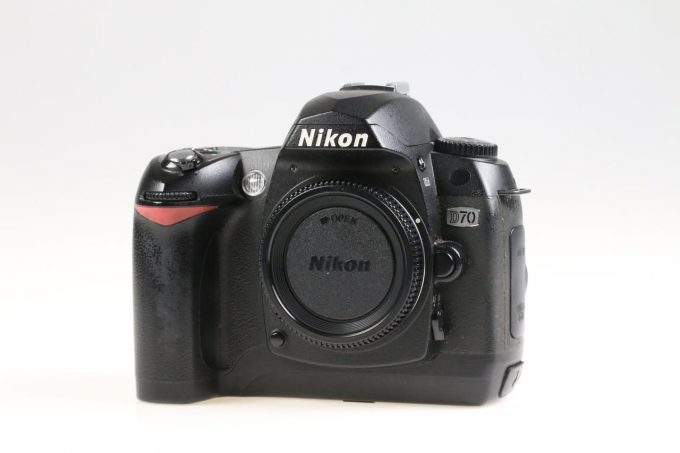 Nikon D70 Gehäuse - #4279733