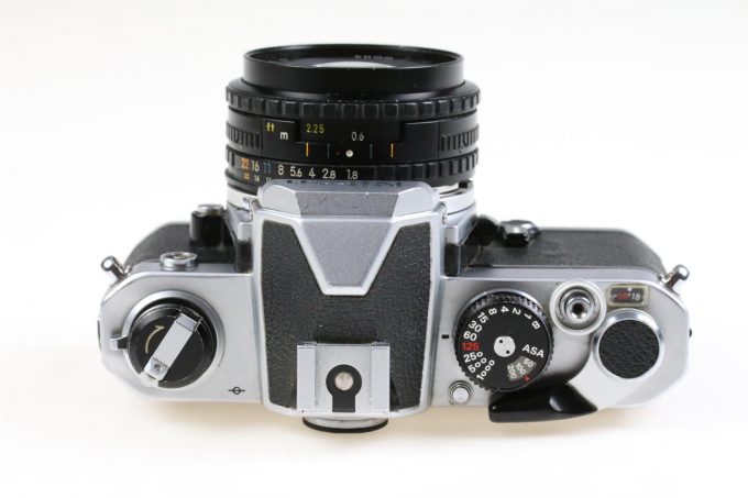 Nikon FM mit 50mm f/1,8 Series E - #3467845