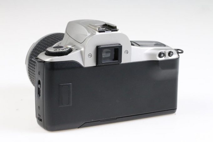 Canon EOS 300 mit EF 28-90mm f/4,0-5,6 - #4745951