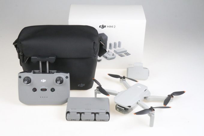 DJI Mini 2 Fly More Combo - #3Q4CHC93B3DKE)