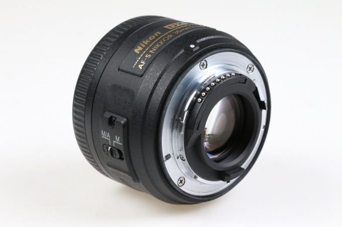 Nikon AF-S DX 35mm f/1,8 G - #3483761