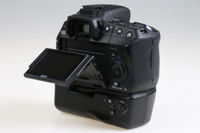 Sony Alpha 350 mit SAM DT 18-70mm f/3,5-5,6 - #2138255