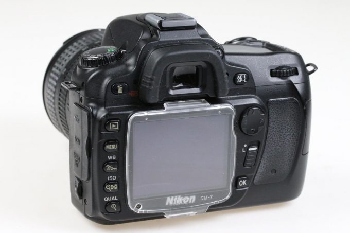 Nikon D80 mit AF-S DX 18-70mm f/3,5-4,5 - #4091513