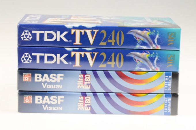 VHS Kassetten je 2x TDK 240 und BASF 180