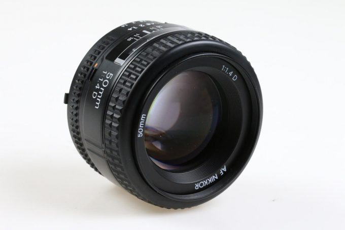 Nikon AF 50mm f/1,4 D - #4005295