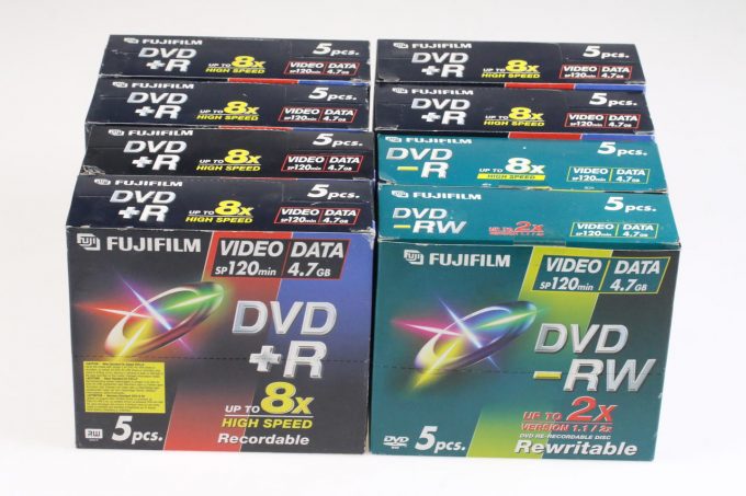 FUJIFILM DVD Rohlinge +R und -R 5er - 8 Stück (40DVDs)